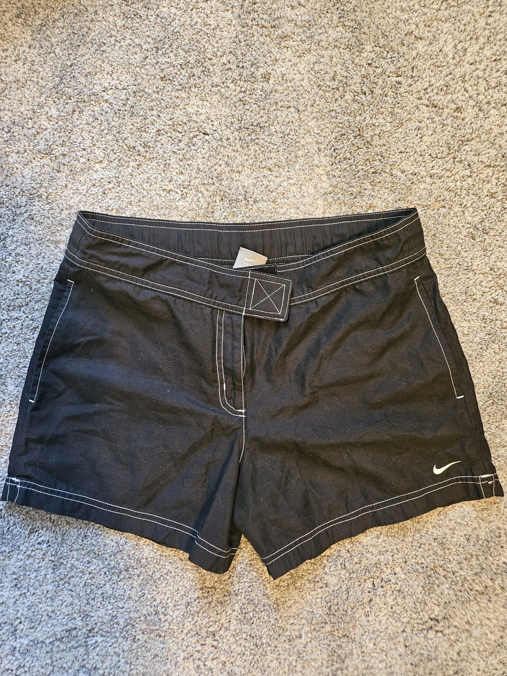 Vintage Y2K Nike Contrast Stitch Board Shorts - Women's Medium Black